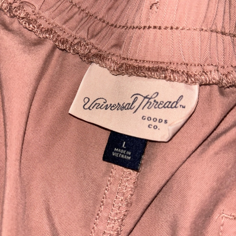 Universal Thread Pink drawstring Shorts Size Large - Picture 4 of 4